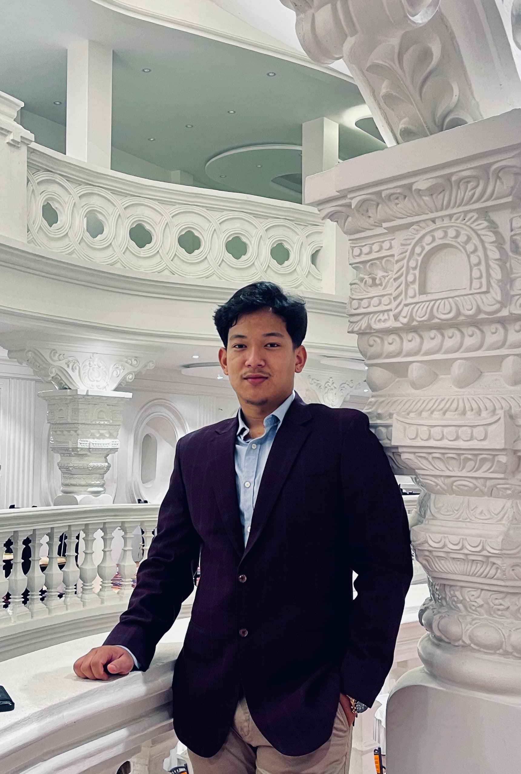 Vivek Shrestha